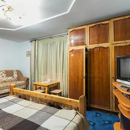 Hotel Vatra *