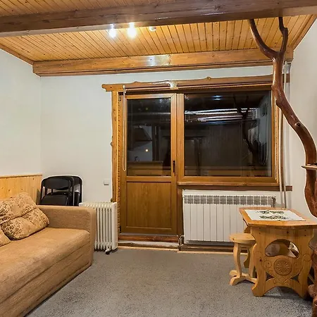Vatra Hotel *